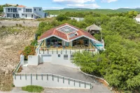 Villa Korsou with private pool and amazing view, Cas Abou area Hotels near Manor Knip