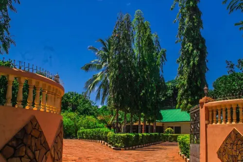 Cba Hotel Raskazone Beach Hotels in Tanga