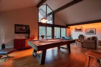 Chic Boulder Mountain Home w/ Hot Tub + Views - Balkon