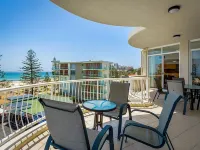 Kirra Beach Apartments Hotels in Coolangatta