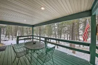 Montana Home on 5 Acres Near Lake Koocanusa! - parking
