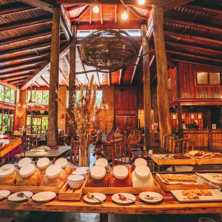 La Aldea de La Selva Lodge