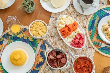 Pousada Ipioca Beach Village Отели рядом с достопримечательностью «Hibiscus Beach Club»