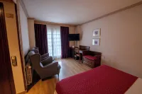 Hotel Edelweiss Hotels in Llanars