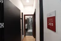 House of Bruno Apartments - Only Self Check-IN Hotels in Trento