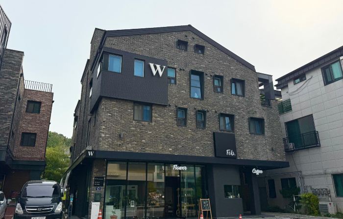 W Premium Guesthouse Incheon Airport