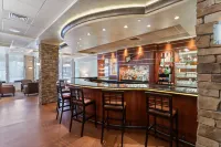 Crowne Plaza EXECUTIVE CENTER BATON ROUGE by IHG - ที่มีบาร์