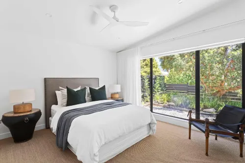 Midnight Sands Luxe Beachside Designer With Pool