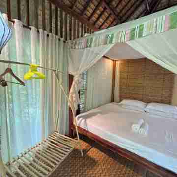 Budget Studio with Kitchen – 4 Min to Beach Rooms