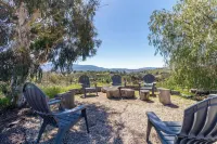 Chateau Syrah by AvantStay Picturesque Estate w Pool, Hot Tub, Pool Table & Table Tennis