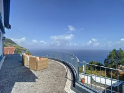 Vinhaticos Villa by Atlantic Holiday