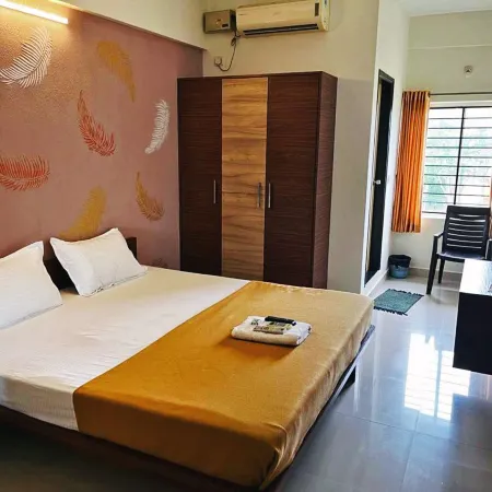 Hotel Radha