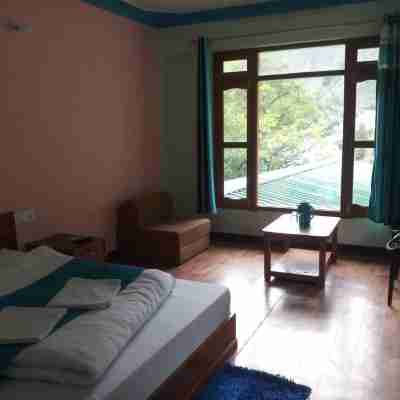 Ganga Resort Govindghat Rooms