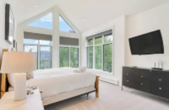 翡翠麋鹿位於Avantstay的Village Creek，靠近滑雪場和山村風景