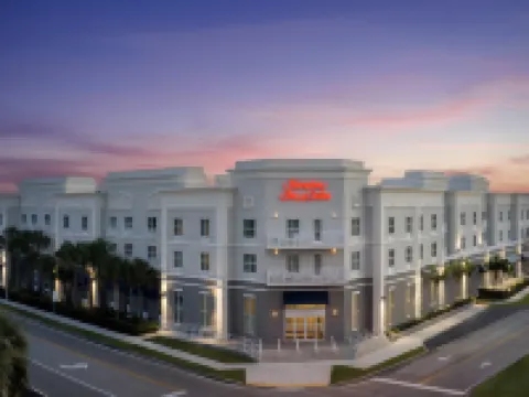 Hampton Inn & Suites Vero Beach Downtown Hotels in Indian River County