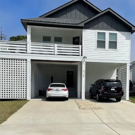 Downstairs apt in newly constructed Kill Devil Hills home with private entry!