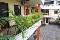 Hotel Ronggolawe Hotel a Cepu