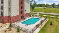Cobblestone Hotel & Suites - Foley - piscine