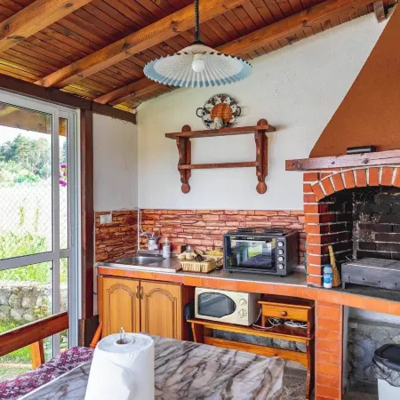 Cozy Villa Retreat in Cigov Chark Отели в г. Батак