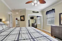 Riverfront home on South Holston River Perfect for Fishing, Hiking, Relaxing