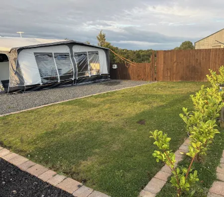 4 Guests - Pet Friendly - Durham Caravan Retreat Отели в г. Уиллингтон