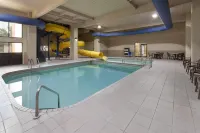 Baymont by Wyndham Jamestown Conference Center & Water Park - Pools