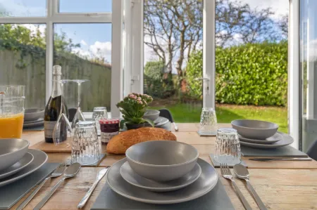 Ty Gwyn - Hot Tub, Parking, Dog Friendly