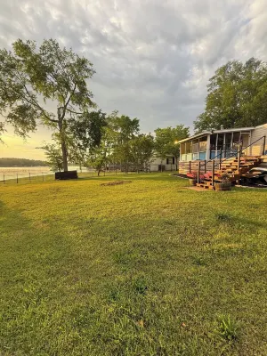 Sunset BnB - 3BR &  Lovely Waterfront Vista