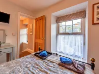 Penmaen House Hotels in Trefor