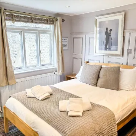 V Rooms Brunswick Square