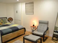 Modern 2-Bed Basement Retreat! Hotels near Erindale Park