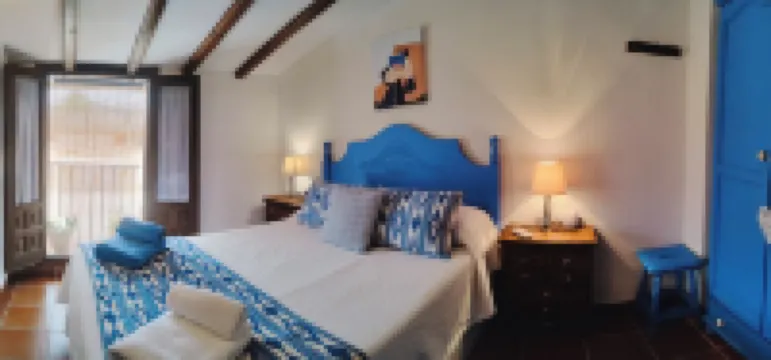 Masía de San Juan, renovated rural house with swimming pool and air conditioning. House 1 Hotels in Alto Palancia