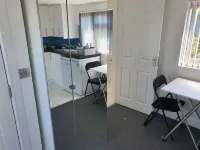 20 mins Heathrow,15 mins Elizabeth line, 20 mins Wembley, 25 mins Central London