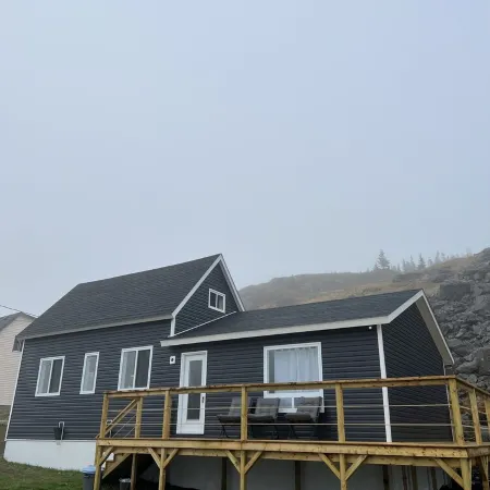 Oceanside Artists Cottage, Dunfield, Trinity Bay Отели в г. Тринити