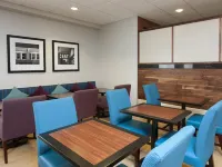 Hampton Inn Bloomington Hotels in Bloomington