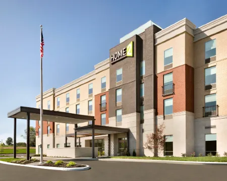 Home2 Suites by Hilton Florence/Cincinnati Airport South Hotels in Florence