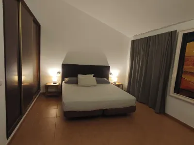 Independent house for couple or family travel. Disconnection and tranquility. Hotels near Casa de los Coroneles