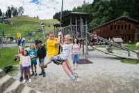 Apartment-Bergblick 80 m2 for up to 6 people Hotels in Arnbach