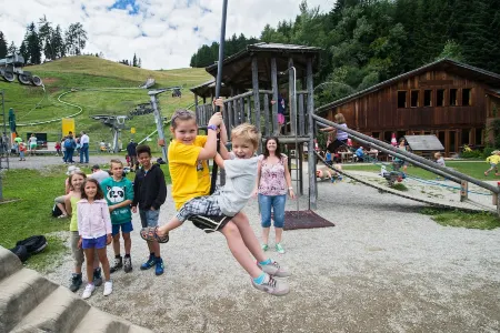 Apartment-Bergblick 80 m2 for up to 6 people Отели в г. Арнбах