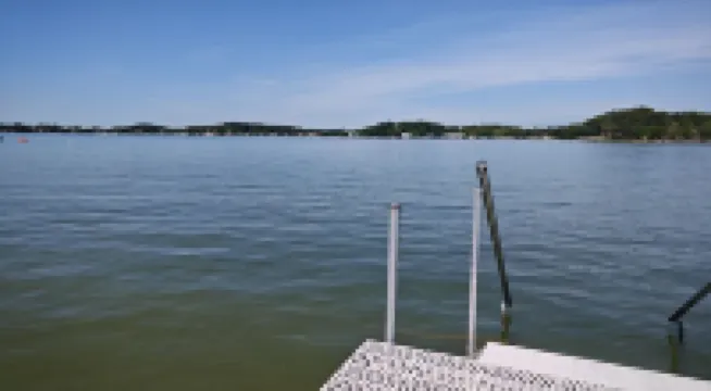 Charming 2-bedroom house with WiFi, AC in delightful Twin Lakes Hotels in Twin Lakes