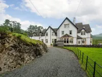 Luxury cottage in the heart of Loch Lomond and The Trossachs
