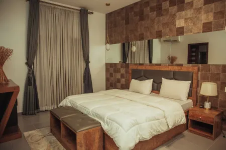 3-bedroom apartment in beautiful Lagos with WiFi, AC