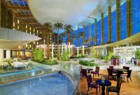 DoubleTree by Hilton Hull