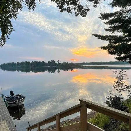 Lakefront Mercer Home Private Dock and Kayaks!