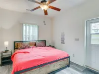 Apt w/ Lake Views - Day Trip to Virginia Tech! Hoteles en Condado de Pulaski