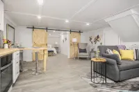 Stylish DU Apt. - Business Traveler - Sleeps 4