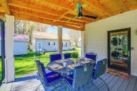 Stunning Damascus Vacation Rental w/ Fire Pit! - parking
