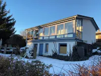 Luxurious house with winter garden, Finnish sauna, wood-burning stove Schnett-Masserberg