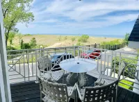 Beach Townhome with Panoramic Views