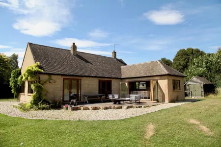 A Peaceful Cotswolds Retreat